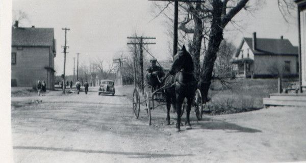 First Presbyterian Manse on right 1937 270
